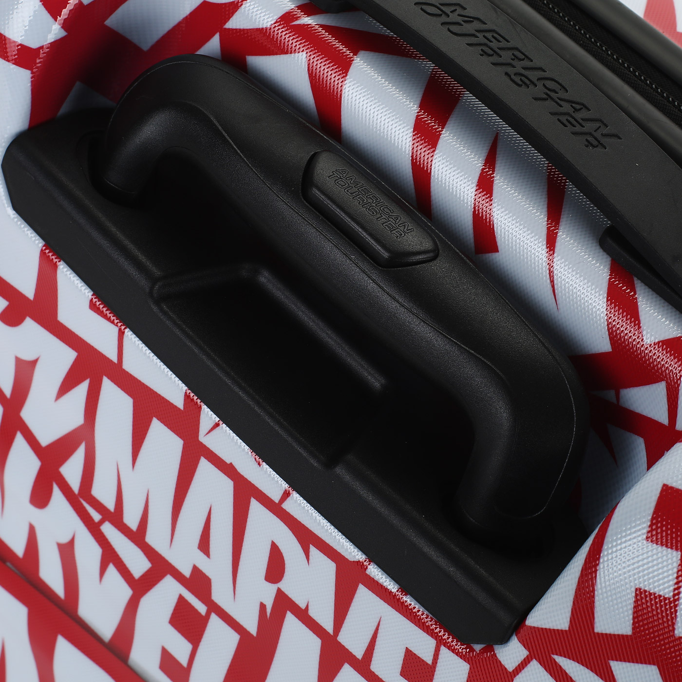 Чемодан для ручной клади из ABS-пластика с кодовым замком American Tourister Wavebreaker Marvel