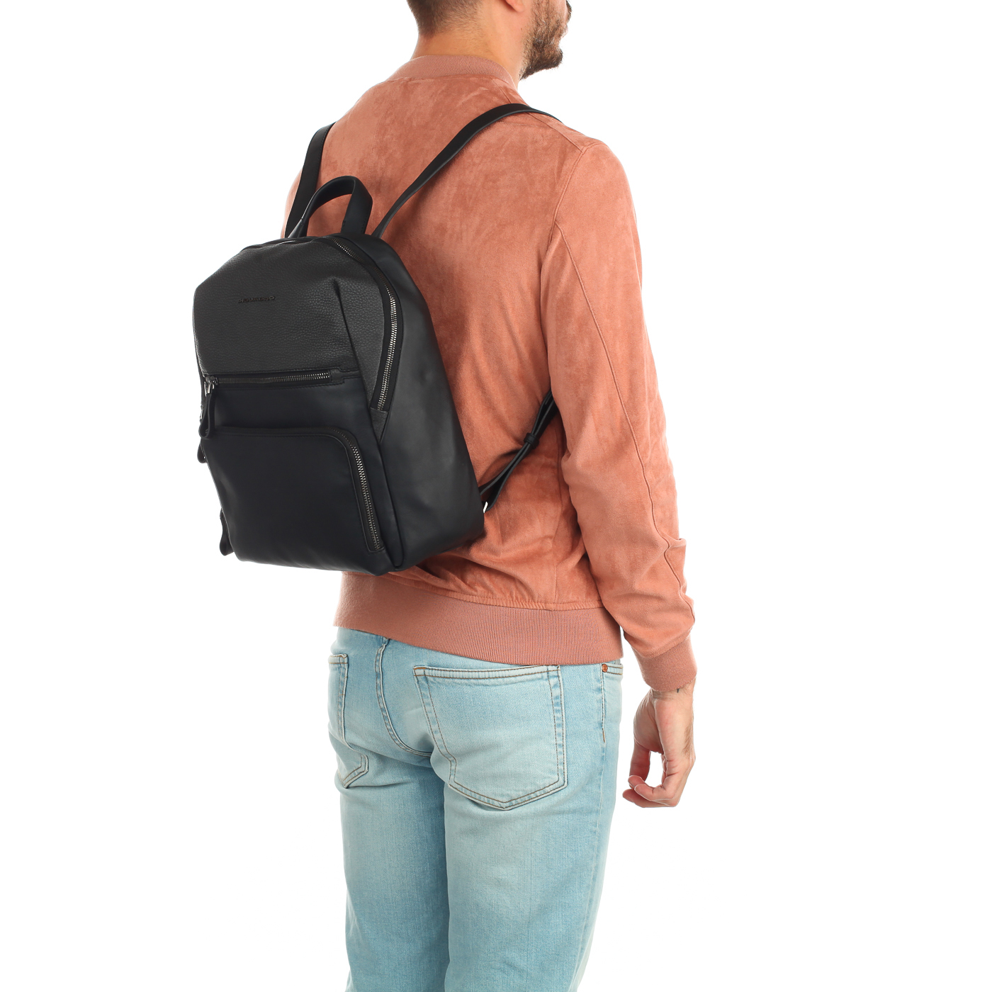 Черный кожаный рюкзак Piquadro Line